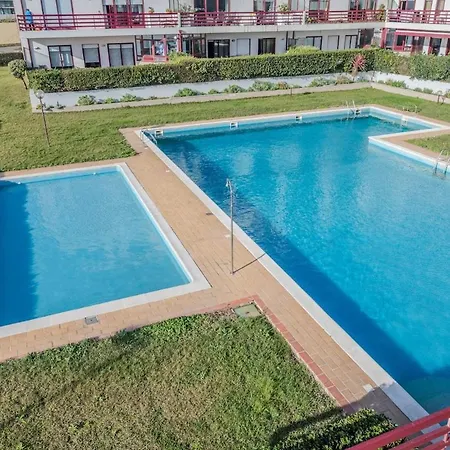 Spacious Seafront - Family Friendly 아파트 빌라노바데가이아