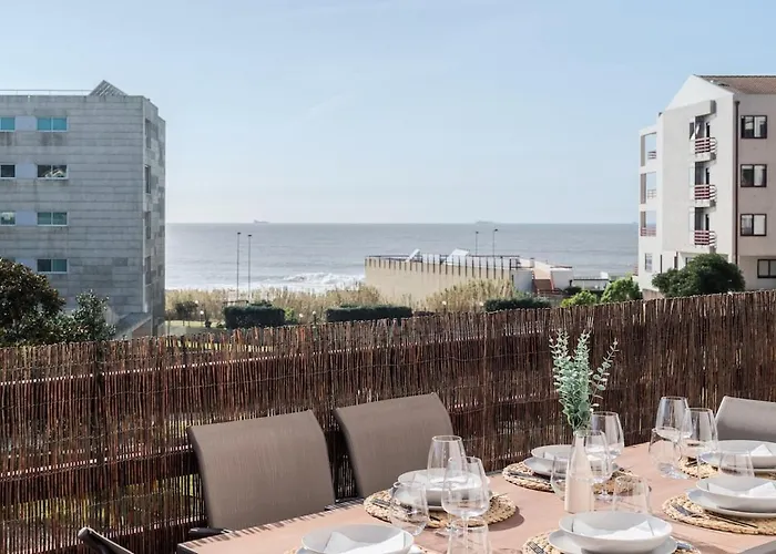 Spacious Seafront - Family Friendly Apartamento *