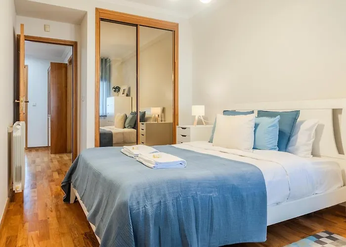 Spacious Seafront - Family Friendly * Vila Nova de Gaia