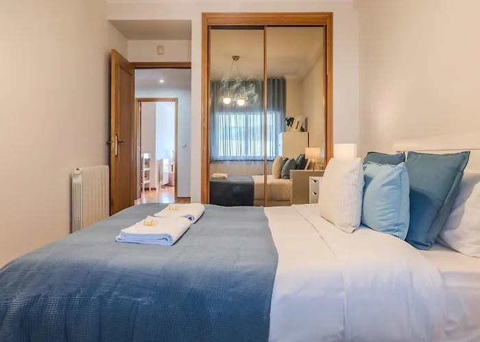 Apartamento Spacious Seafront - Family Friendly *