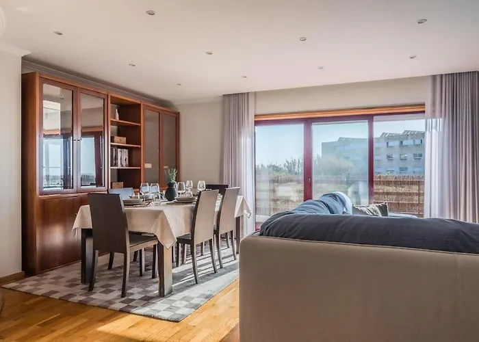 Spacious Seafront - Family Friendly Apartamento Vila Nova de Gaia