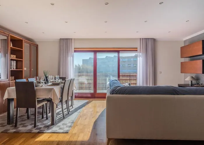 Spacious Seafront - Family Friendly Vila Nova de Gaia