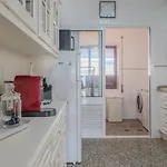 Apartment Spacious Seafront - Family Friendly