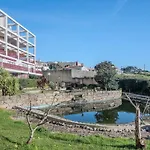 Spacious Seafront - Family Friendly