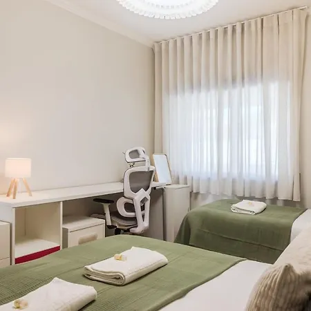 Apartment Spacious Seafront - Family Friendly Vila Nova de Gaia