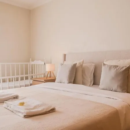 Spacious Seafront - Family Friendly * Vila Nova de Gaia