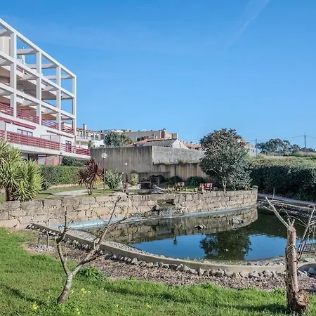 Spacious Seafront - Family Friendly