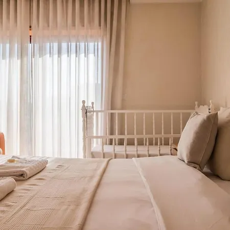 Appartamento Spacious Seafront - Family Friendly *