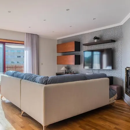 Spacious Seafront - Family Friendly Appartamento Vila Nova de Gaia