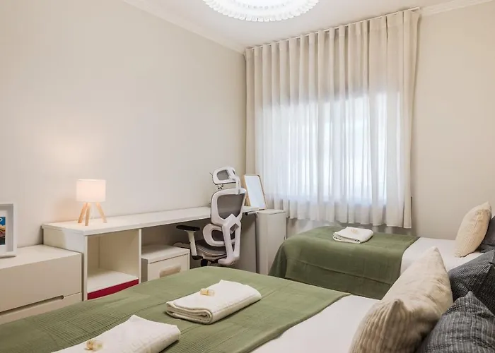 Apartment Spacious Seafront - Family Friendly Vila Nova de Gaia