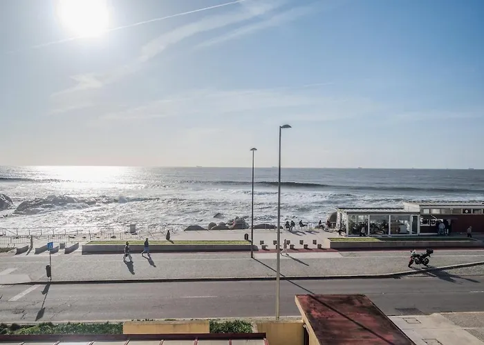 Spacious Seafront - Family Friendly * Vila Nova de Gaia