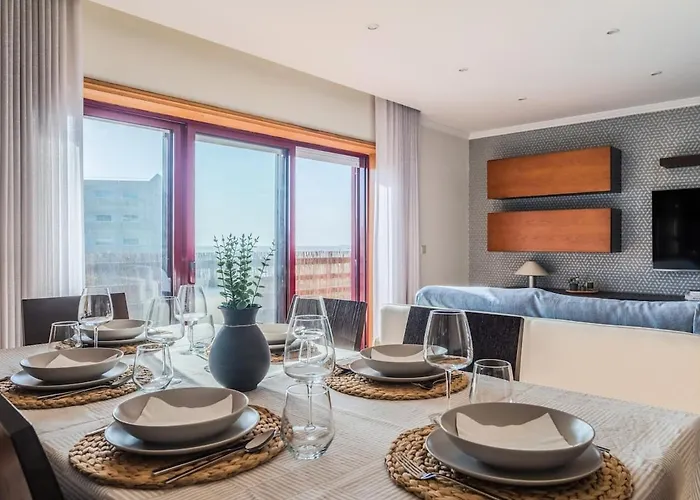 Spacious Seafront - Family Friendly Vila Nova de Gaia