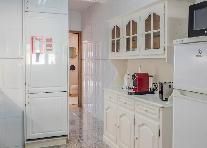 Spacious Seafront - Family Friendly Apartment Vila Nova de Gaia